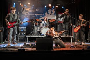 Die Gewinner des 2. Platzes: Calorific aus Hildesheim Die Gewinner des 2. Platzes: Calorific aus Hildesheim