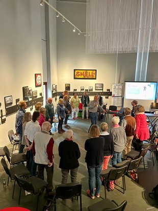 Im Workshop von Remmer Kruse wurde gesungen und musiziert.